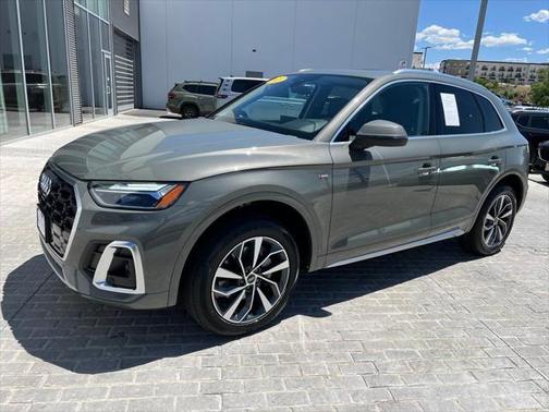 2023 Audi Q5 45 S line Premium Plus