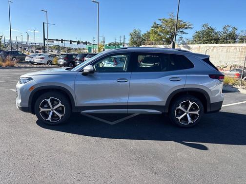 2025 Volkswagen Tiguan 2.0T SE 4MOTION