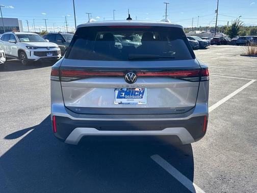 2025 Volkswagen Tiguan 2.0T SE 4MOTION