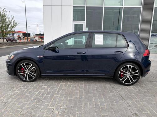 2017 Volkswagen Golf GTI 2.0T S 4-Door