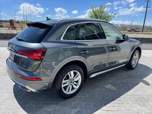 2023 Audi Q5 45 S line Premium
