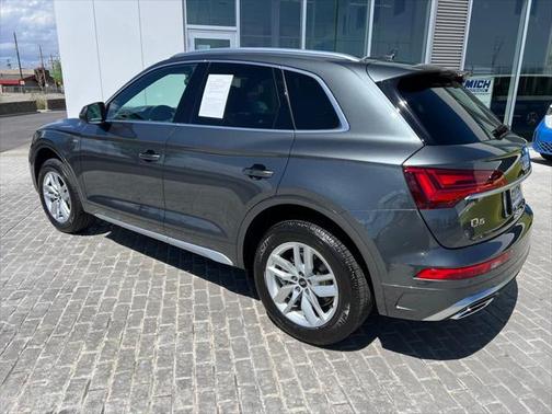 2023 Audi Q5 45 S line Premium