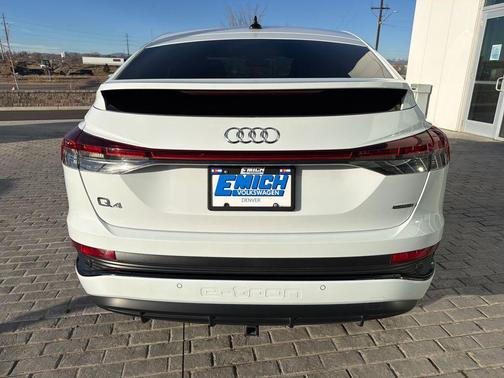 2024 Audi Q4 e-tron Prestige 50 quattro