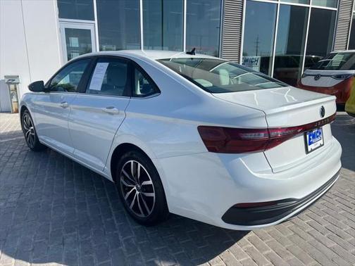 2025 Volkswagen Jetta 1.5T SE