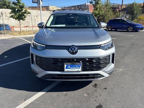 2025 Volkswagen Tiguan 2.0T SE 4MOTION