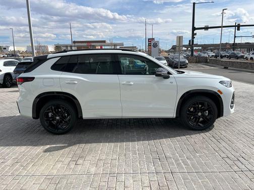 opal white pearl 2026 Volkswagen Tiguan 2.0T SE R-Line Black 4MOTION