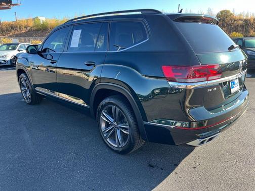 2021 Volkswagen Atlas 3.6L SE w/Technology