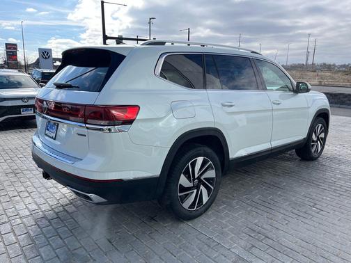 2026 Volkswagen Atlas 2.0T SEL
