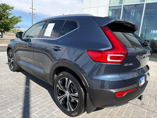 Denim Blue Metallic 2020 Volvo XC40 T5 Inscription