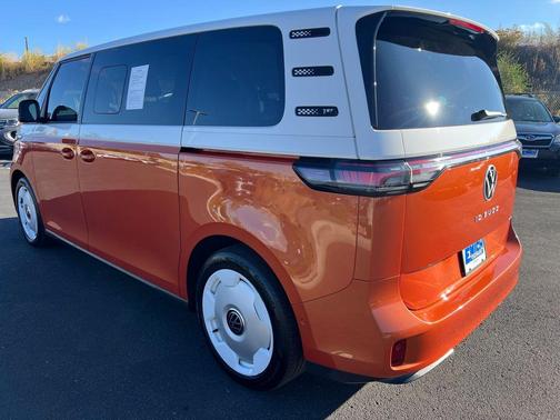 2025 Volkswagen ID. Buzz 1st Edition with 4MOTION