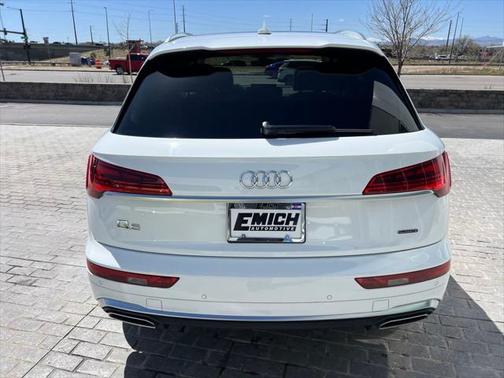 2022 Audi Q5 45 S line Premium