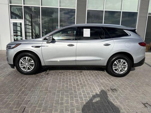 2021 Buick Enclave AWD Essence