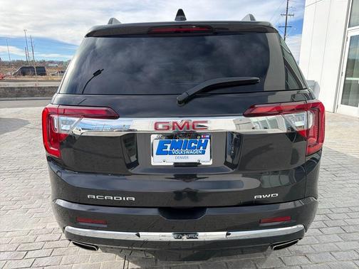 2020 GMC Acadia Denali