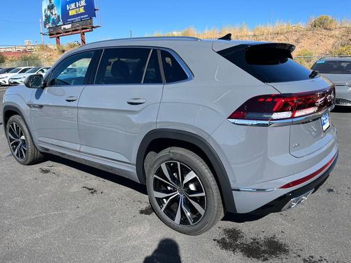 2026 Volkswagen Atlas Cross Sport 2.0T SEL Premium