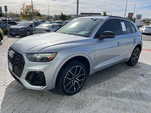 2024 Audi SQ5 3.0T Premium Plus