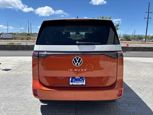 Energetic Oran 2025 Volkswagen ID. Buzz Pro S Plus