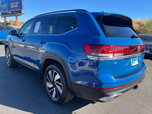 2025 Volkswagen Atlas 2.0T SE w/Technology 4MOTION