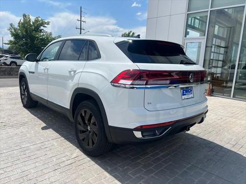 2025 Volkswagen Atlas Cross Sport 2.0T SE w/Technology 4MOTION