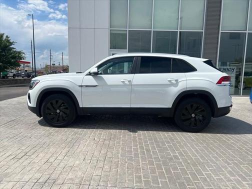2025 Volkswagen Atlas Cross Sport 2.0T SE w/Technology 4MOTION