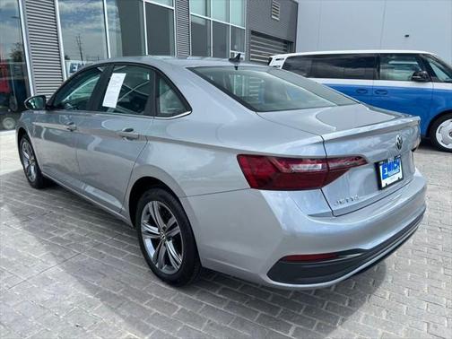 2023 Volkswagen Jetta 1.5T SE