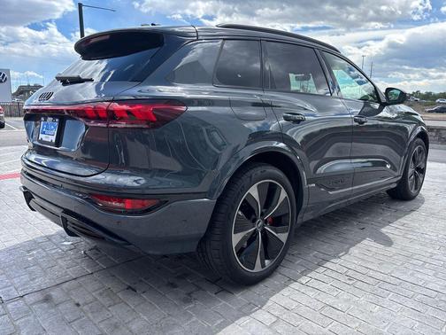 Magnet Gray 2025 Audi SQ6 e-tron Prestige quattro