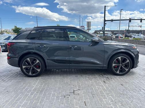 Magnet Gray 2025 Audi SQ6 e-tron Prestige quattro
