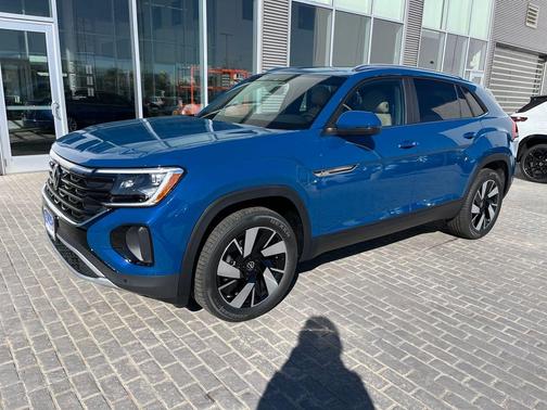 2026 Volkswagen Atlas Cross Sport 2.0T SE w/Technology 4MOTION