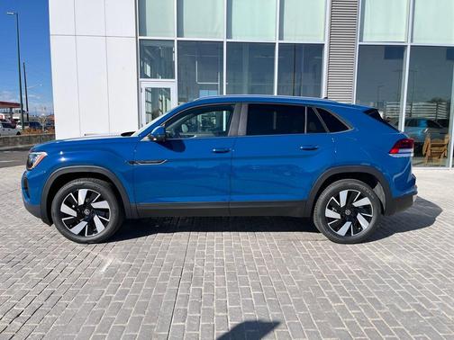 2026 Volkswagen Atlas Cross Sport 2.0T SE w/Technology 4MOTION