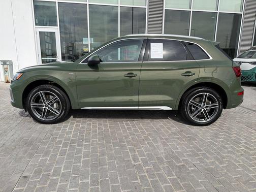2024 Audi Q5 e 55 S line Premium Plus