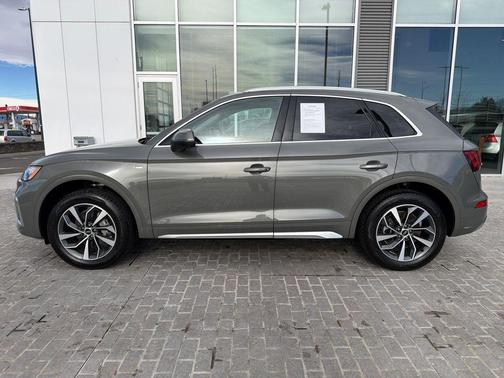2023 Audi Q5 45 S line Premium Plus