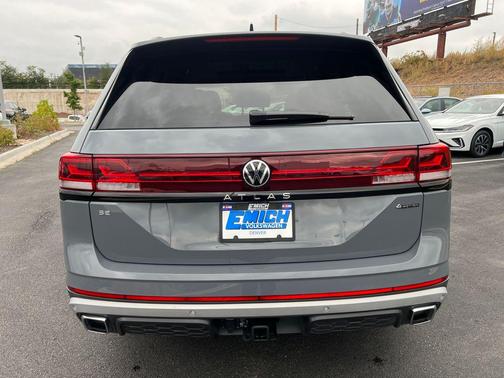 2024 Volkswagen Atlas 2.0T SE w/Technology 4MOTION