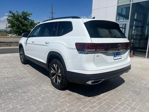 2025 Volkswagen Atlas 2.0T SE