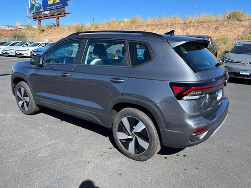 2025 Volkswagen Taos 1.5T S