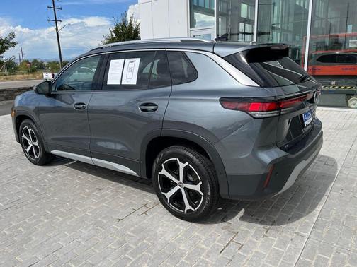 2025 Volkswagen Tiguan 2.0T SE 4MOTION