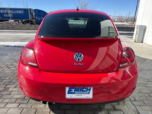 2018 Volkswagen Beetle 2.0T S