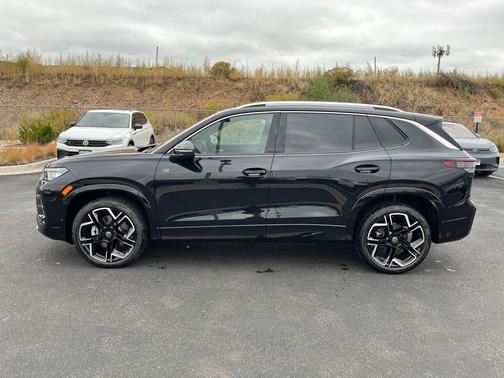 2025 Volkswagen Tiguan 2.0T SEL R-Line 4MOTION