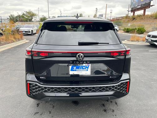 2025 Volkswagen Tiguan 2.0T SEL R-Line 4MOTION