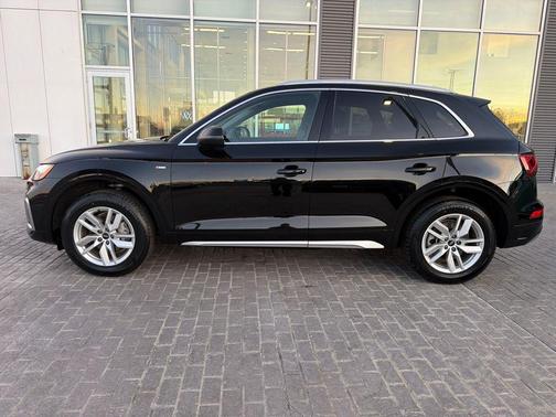 2022 Audi Q5 45 S line Premium