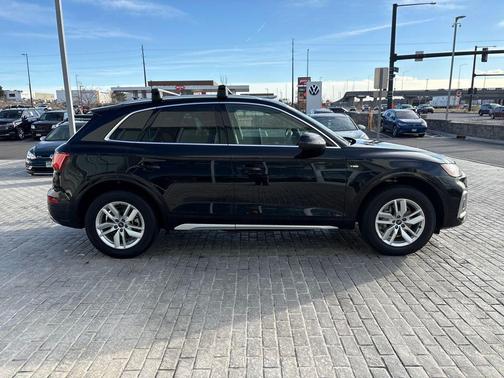 2023 Audi Q5 45 S line Premium