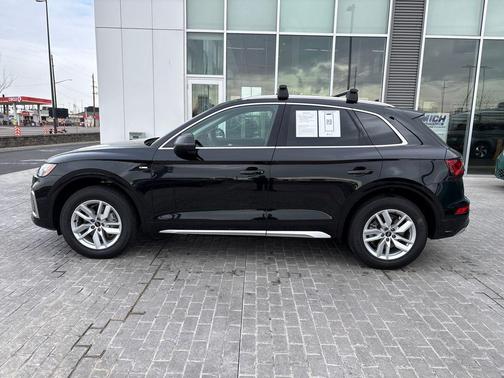 2023 Audi Q5 45 S line Premium