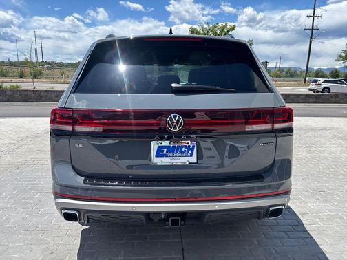 pure gray 2026 Volkswagen Atlas Peak Edition