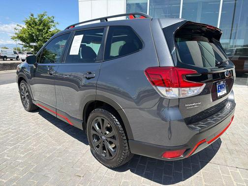 Magnetite Gray Metallic 2021 Subaru Forester Sport