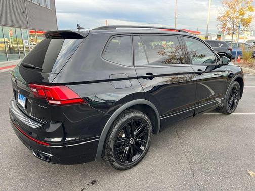 2022 Volkswagen Tiguan 2.0T SE R-Line Black 4MOTION