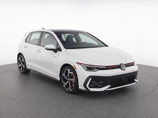 Opal White Pearl 2026 Volkswagen Golf GTI 2.0T SE DSG
