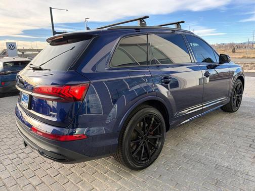 2021 Audi Q7 55 Premium Plus