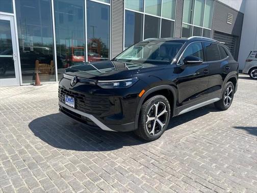 2025 Volkswagen Tiguan 2.0T SE 4MOTION