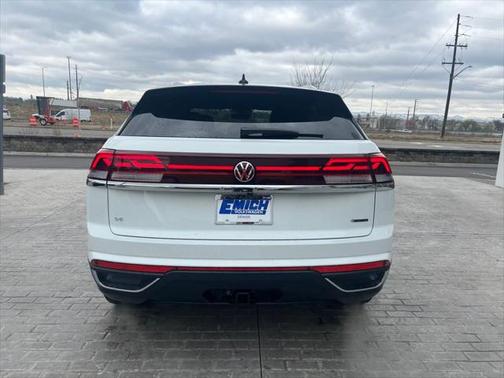 2025 Volkswagen Atlas Cross Sport 2.0T SE w/Technology 4MOTION