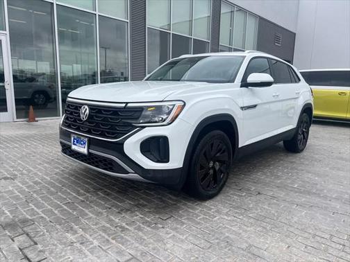 2025 Volkswagen Atlas Cross Sport 2.0T SE w/Technology 4MOTION