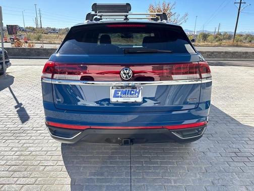 2025 Volkswagen Atlas Cross Sport 2.0T SE w/Technology 4MOTION