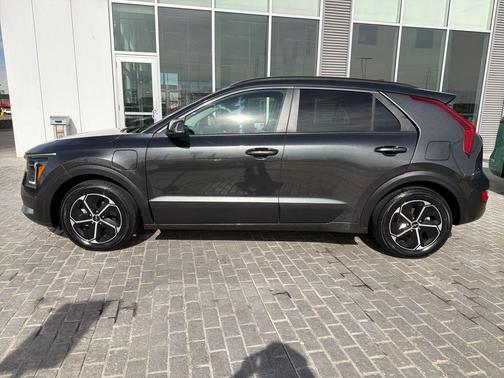 2023 Kia Niro Plug-In Hybrid EX